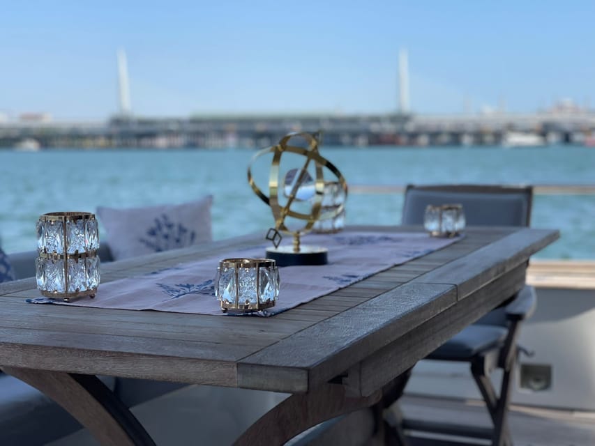 İstanbul: Private Bosphorus Tour On Luxury Yacht Pre#2 - What is included, and what costs extra