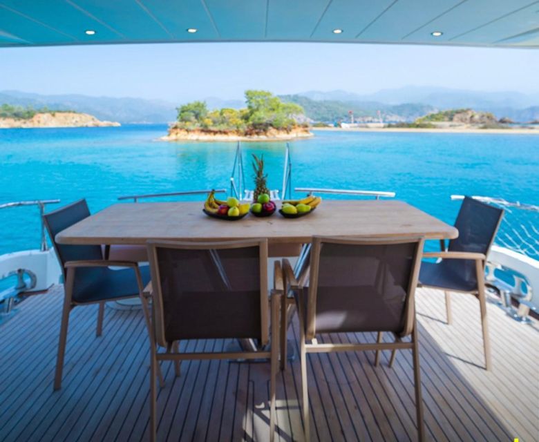 Istanbul: Private Bosphorus Tour on Luxury Yacht w/transfer - Is $650 good value for your group?