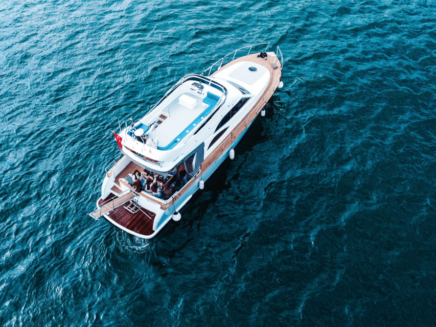 Istanbul: Private Bosphorus Tour On Luxury Yacht - The price makes sense for a full group