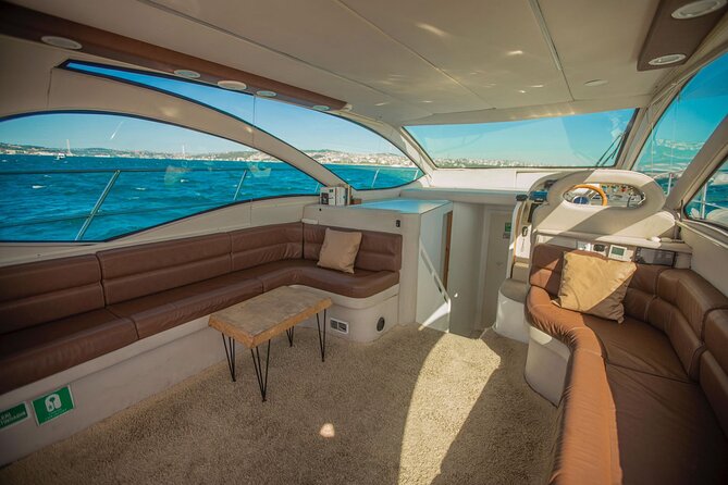 Istanbul Private Luxury Yacht on Bosphorus 14 mt 46feet - Food, music, blankets, and special occasions