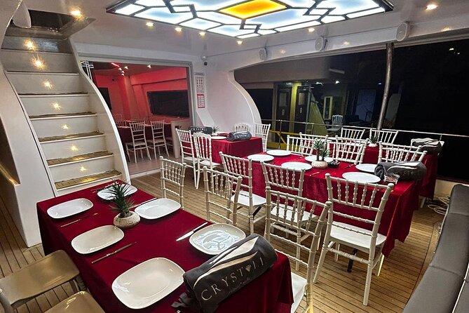 Istanbul Private Luxury Yacht on Bosphorus 25 Meter 82 Feet - Why a private yacht changes the Bosphorus experience