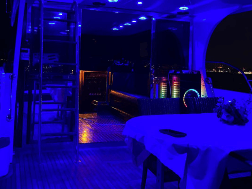 Istanbul: Private Yacht Organization on Bosphorus (14 Meter) - Çırağan Palace and Ortaköy Mosque