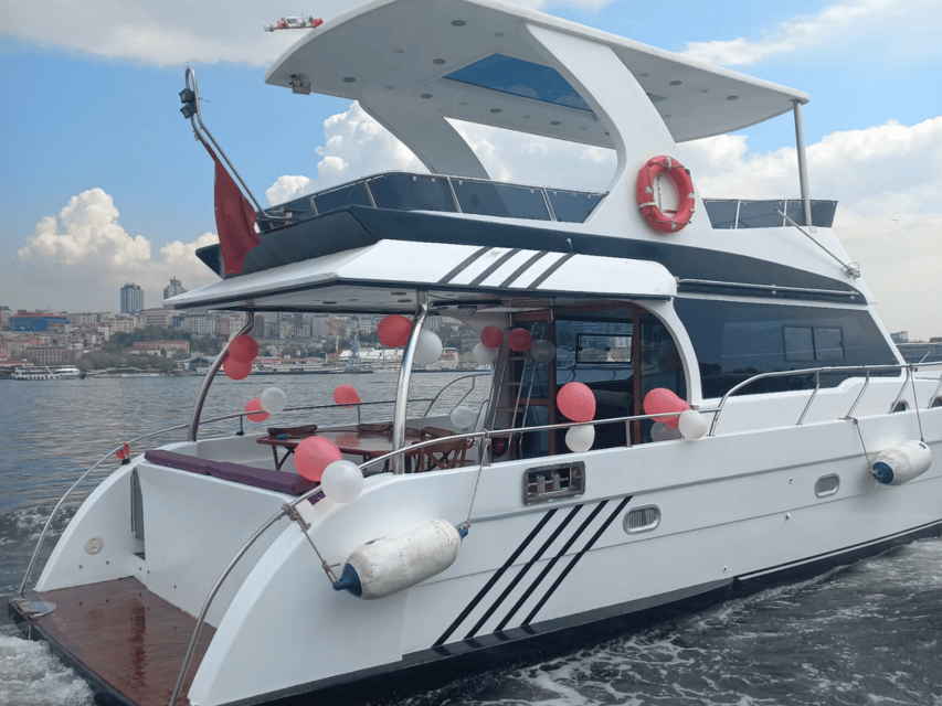 Istanbul: Private Yacht Organization on Bosphorus (14 Meter) - Refreshments, seating, and event planning