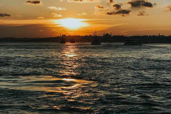 Istanbul Private Yacht Sunset Tour - 2 Hours - Dolmabahce Palace and the European shore