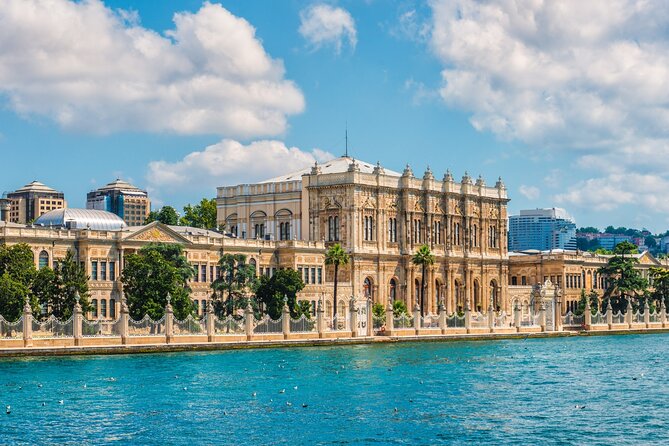 Istanbul Private Yacht Tour - 2 Hours - Two medieval fortresses and the northern stretch