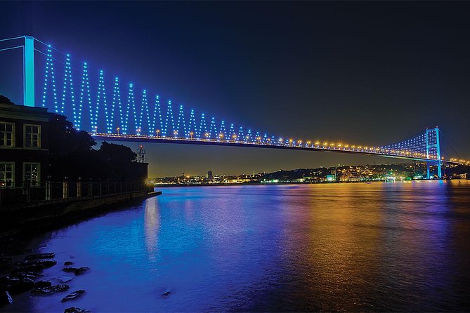 Istanbul Private Yacht Tour on the Bosphorus – 2-Hour Charter - Why a private night cruise changes the Bosphorus experience