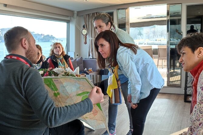 Istanbul Sunset Cruise on Luxury Yacht - Guided Group Cruise - Why a Bosphorus sunset cruise works so well
