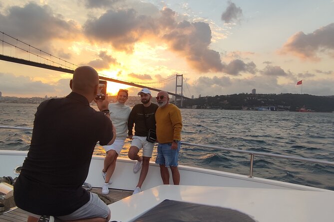 Istanbul Sunset Cruise With Luxury Yacht On Bosphorus - Why a sunset cruise is one of Istanbul’s best introductions