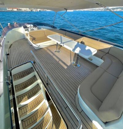 Istanbul: Sunset or Day Small-Group Yacht Cruise with Snacks