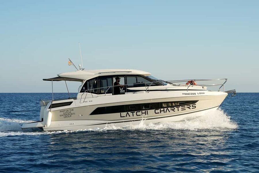 Jeanneau NC33 - Luxury Yacht Charter to Blue Lagoon - The Jeanneau NC33: comfort without losing the sea