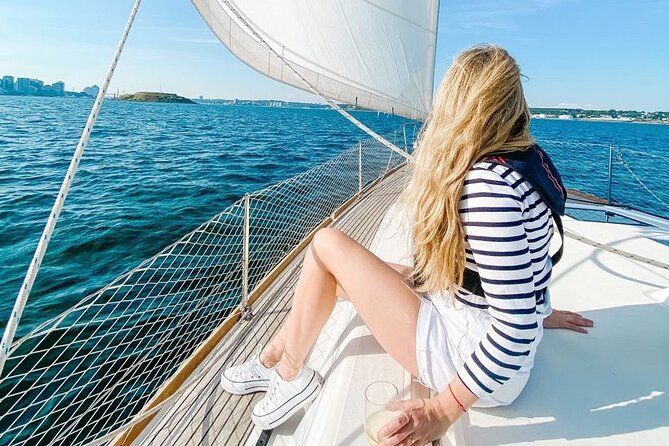 JFarwell Adventure Yacht Sailing in the Halifax Harbour - A real sailing lesson, not just a boat ride
