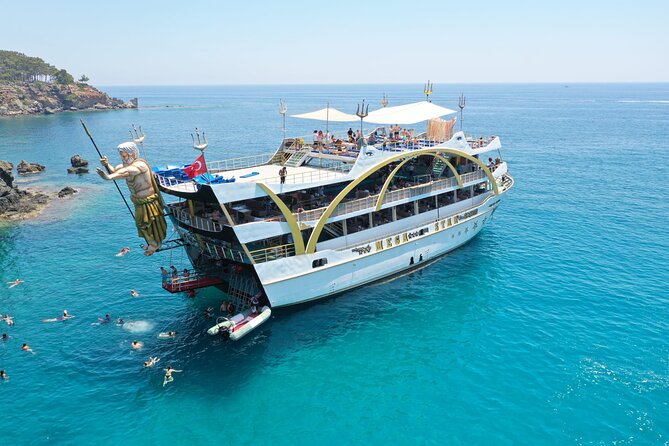 Kemer: Luxury Yacht Tour near Olympus and Phaselis Bay with Lunch - What kind of boat day is this?