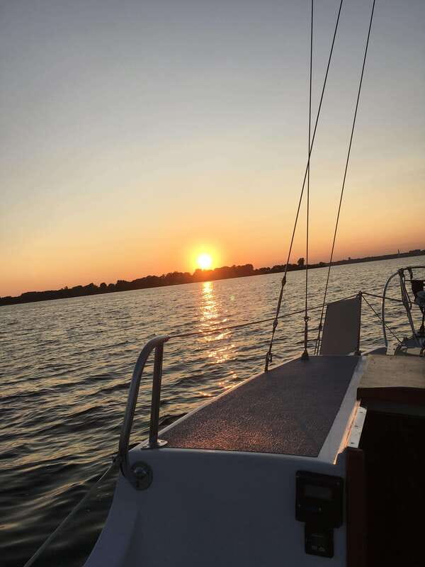 Kingston: Skippered Sailing Charter - The quiet appeal of wind and waves