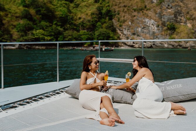 Krabi: 4 Island Luxury Yacht with Snorkelling & Clear Kayaking - Snorkeling and clear kayaking near Tub Island or Railay Bay