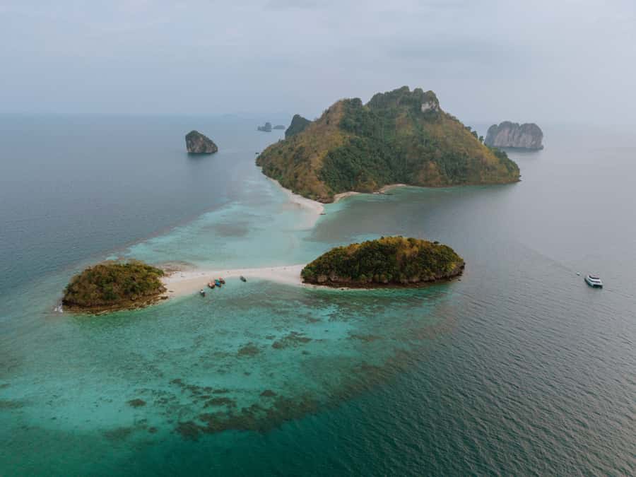 Krabi: 4 Island Premium Yacht with Snorkeling & Clear Kayak - Snorkeling, snacks, and a useful cool-down