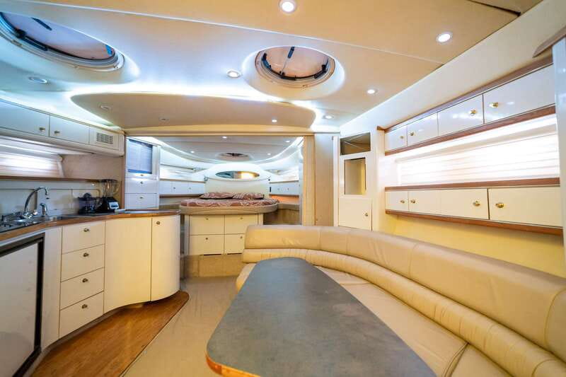 La Crucecita: Private Yacht Cruise in Huatulco with Drinks - Time on deck, in the water, and under the sun