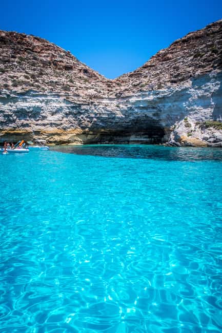 Lampedusa: Yacht excursion, swimming stops and typical lunch - Capo Ponente and the old wreck