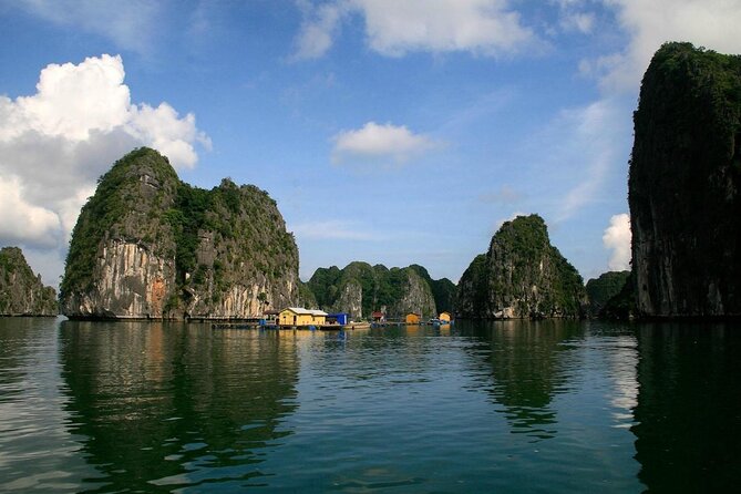 Lan Ha bay luxury cruise 2D/1N: Kayaking, swimming at the pristine places, meals - Key points to know before booking
