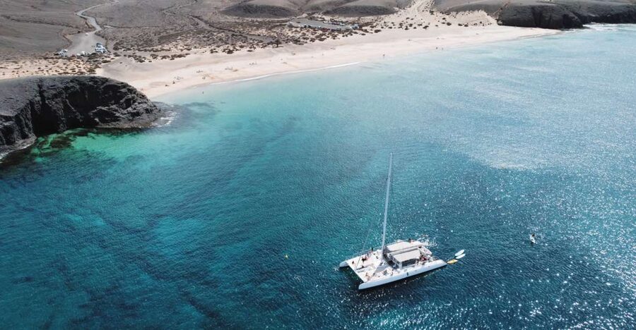 Lanzarote: Luxury Sailing Excursions to Papagayo - The one-hour sail to Papagayo