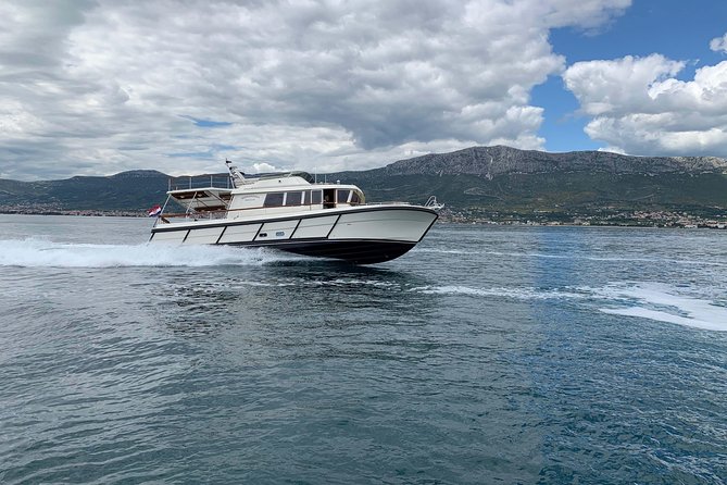 Lastovo Island Private Yacht Excursion from Korcula Island - Walking through Lastovo Village