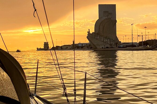Lisbon Private Luxury Boat Tour with Welcome Drink - Praça do Comércio, Lisbon’s grand river-facing square