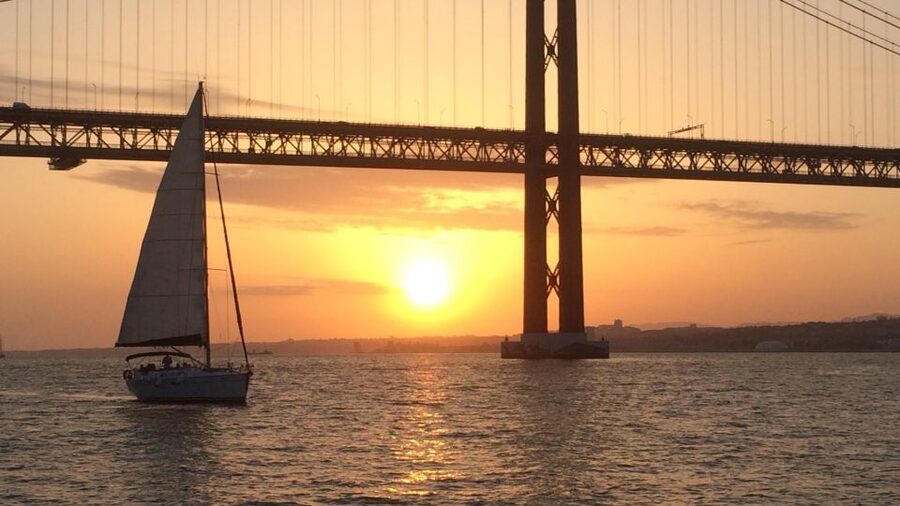 Lisbon: Private Tagus River Sunset Cruise on a Luxury Boat - Jerónimos Monastery and MAAT from the river