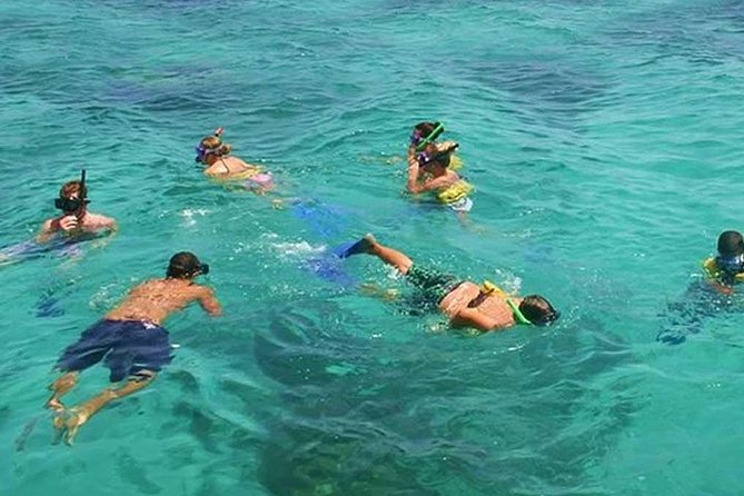 Live The Luxury Catamaran Isla Mujeres Tour in Cancun - Who will enjoy this day most?