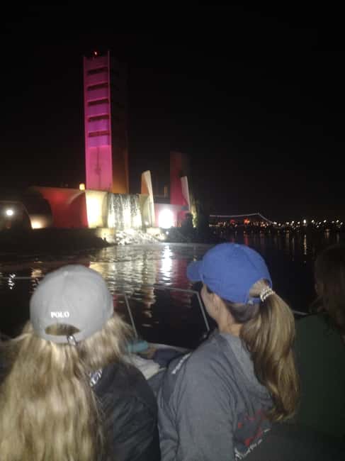 Long Beach: Private Night Yacht Cruise With City Lights - Parker’s Lighthouse and the return to the marina