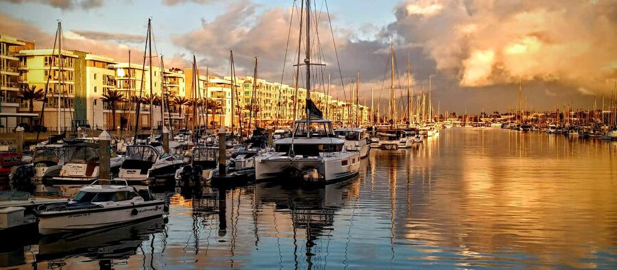 Los Angeles #1: Luxury Boat Cruise-Wine, Cheese & Sea Lions - Should you book this Marina del Rey cruise?
