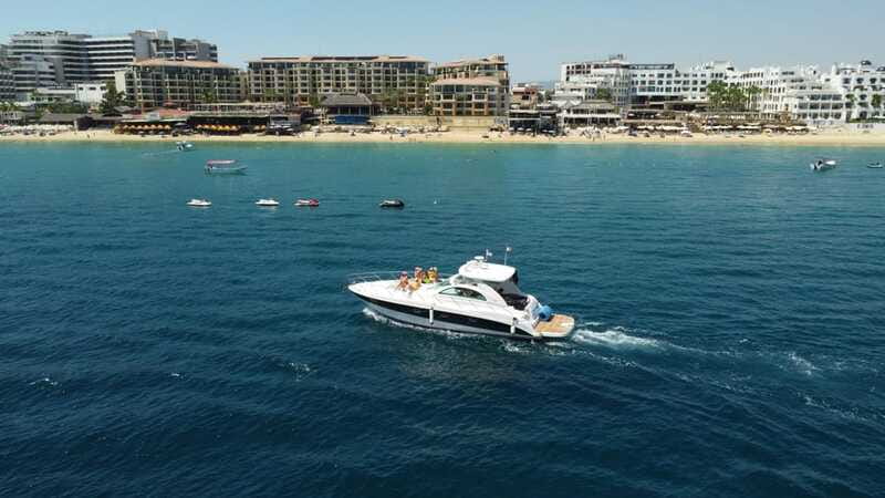 LOS CABOS: PRIVATE BAY AND ARCH TOUR. LUXURY YACHT - Should you book the Los Cabos private yacht tour?