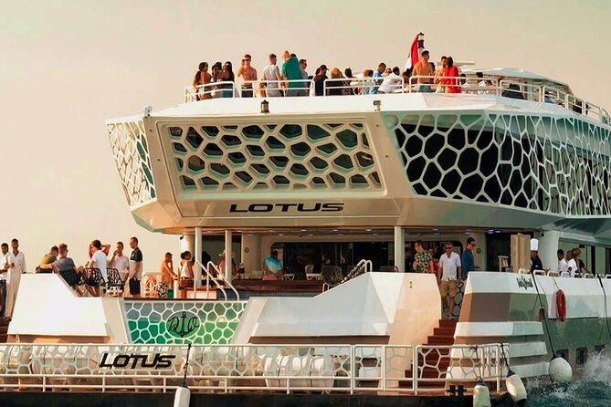 Lotus Mega Yacht 3 Hours Dinner Cruise with Transfers Option - Sailing toward Bluewaters Island and Ain Dubai