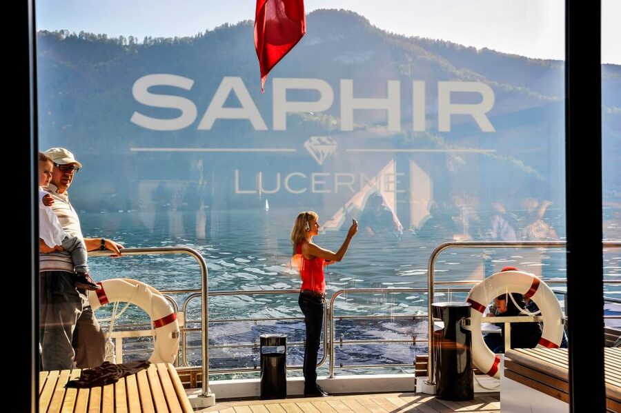Lucerne: 1-Hour Cruise on Panoramic Yacht - The audio guide and what it adds