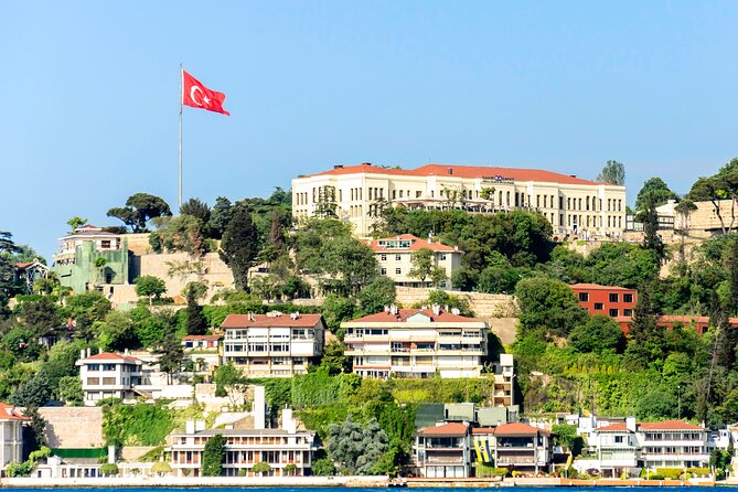 Luxurious Bosphorus Small Group Sunset Yacht Cruise with Snacks - Ottoman grandeur along Beşiktaş