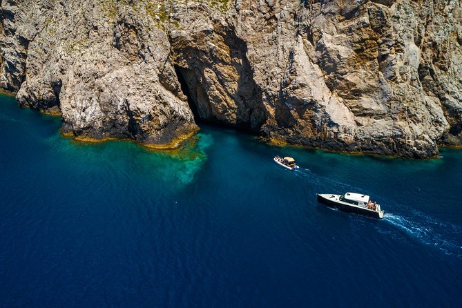 Luxury Boat - Blue Cave From Split Island-Hopping Full-Day Cruise, Hvar, Vis - Milna for lunch and a longer pause