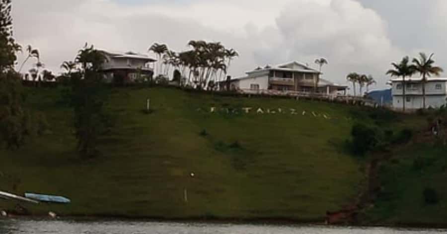 Luxury boat ride - Guatapé - Is the $102 price fair?