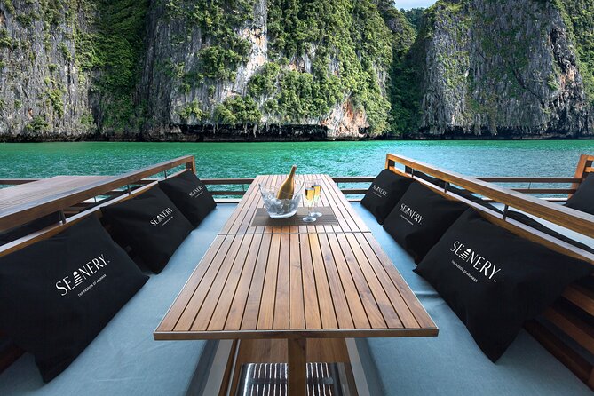 Luxury Boat to James Bond Islands with Lunch and Sunset Dinner - Comfort, seating, and group size