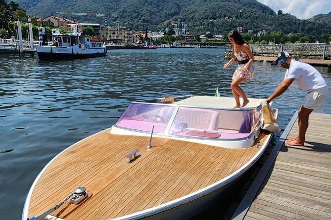 Luxury Boat Tour on Lake Como: Prosecco, Movie Locations & Music - Who should choose this Lake Como cruise?