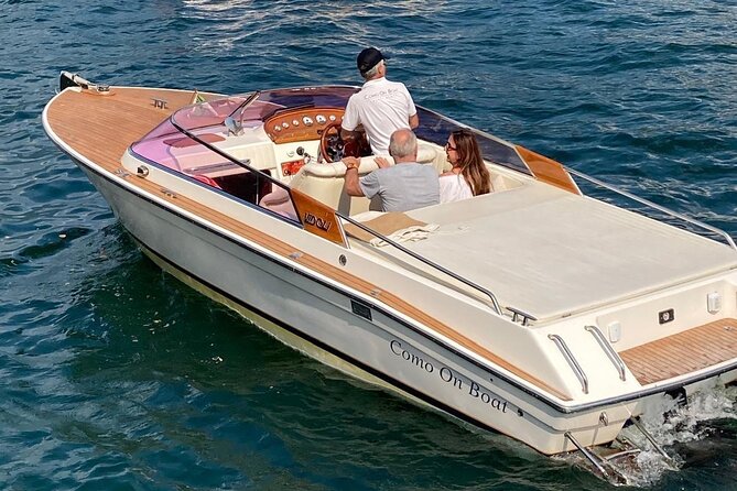 Luxury Boat Tour on Lake Como: Prosecco, Movie Locations & Music - What you see on the one-hour cruise