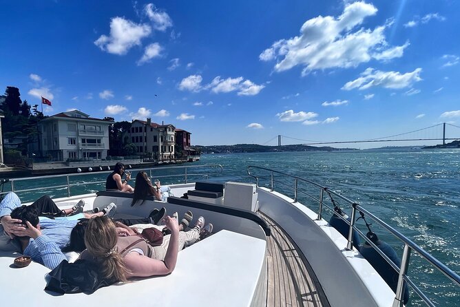 Luxury Bosphorus Yacht Tour – Asian Side Stop & Exploration - European shore highlights from Dolmabahçe to Bebek
