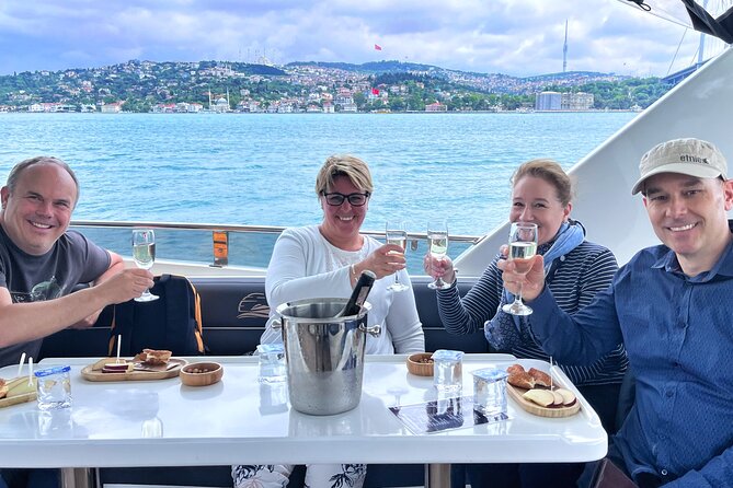 Luxury Bosphorus Yacht Tour – Asian Side Stop & Exploration - Returning through the Golden Horn