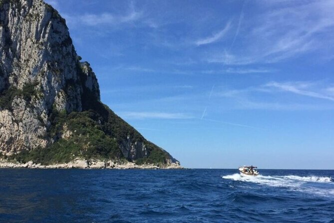 Luxury Capri Dining Experience & Aperitif with Yacht Transfer - An aperitif with room to enjoy the view