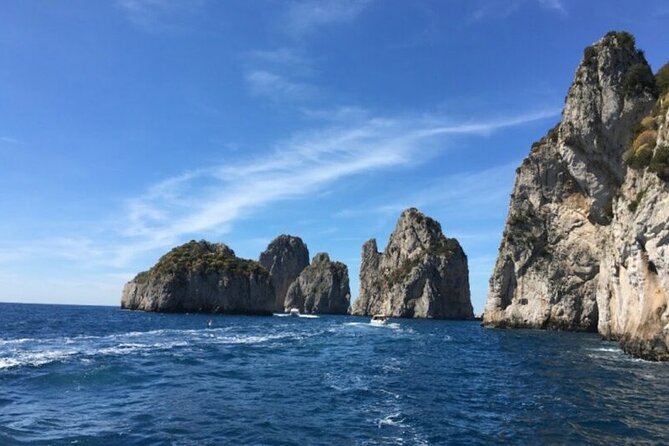 Luxury Capri Dining Experience & Aperitif with Yacht Transfer - What the $595.71 price really covers