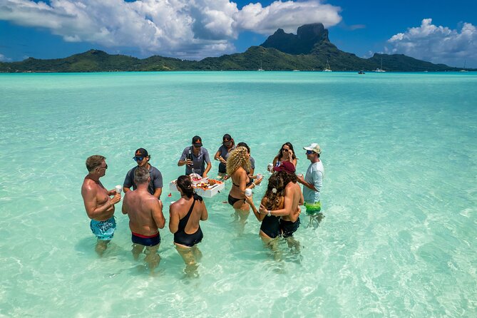 LUXURY Catamaran Bora Bora : Sailing, Snorkeling & Floating Bar - Getting from the dock to Vitamin Sea