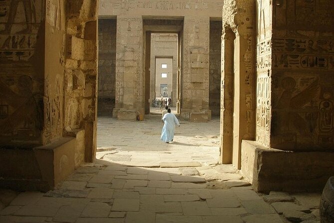 Luxury Cruise from Aswan to Luxor 4 Days with Abu Simble Temple - Food, cabins, and the meaning of luxury here