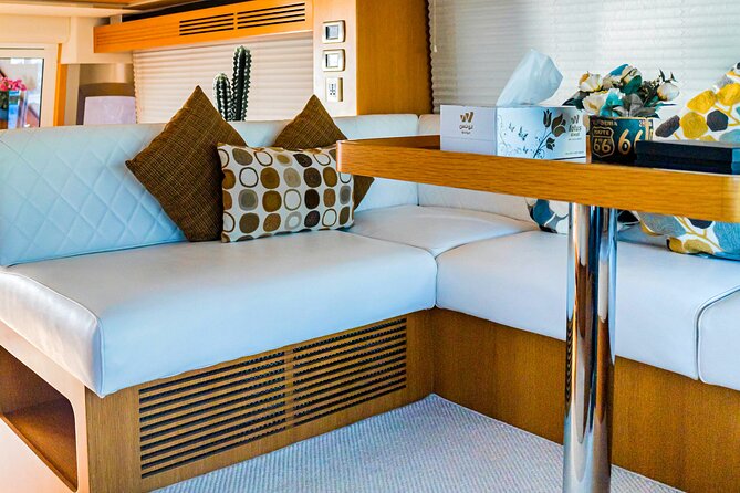 Luxury cruise on The Pearl 48ft to Atlantis & Burj Al Arab. - Who will enjoy this cruise most?