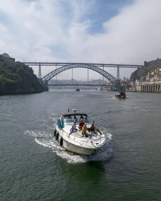 Luxury Douro Yacht Tour: Scenic Views & Complimentary Drinks - The value of $223 per person