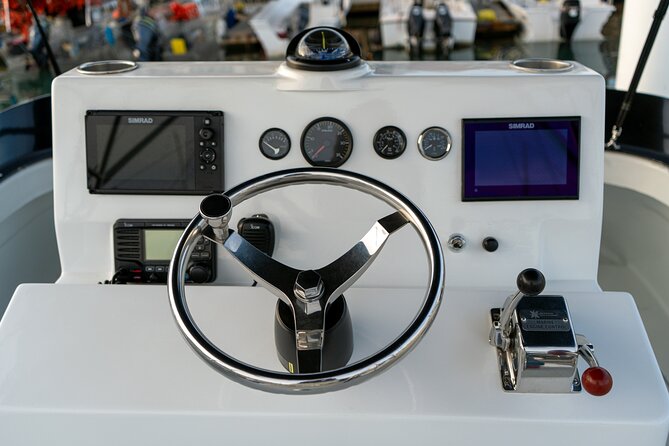 Luxury Private Yacht Charter in Cabo San Lucas Mexico - El Arco, the star of the route