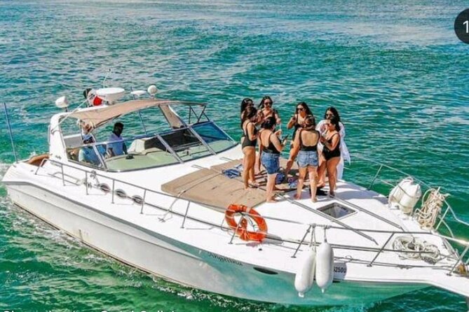 Luxury Private Yacht Rental by the Turquoise Waters of the Caribbean. - Garrafon Reef and the Snorkeling Stop