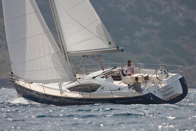 Luxury Sailing Experience Day with Champagne and Lunch or Dinner - A proper sailing day from Lymington Yacht Haven