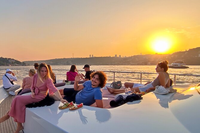 Luxury Sunset Yacht Cruise on the Bosphorus – Refresh & Relax - Küçüksu Palace, Çengelköy, and Anadoluhisarı